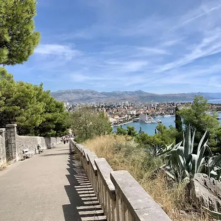 Apartment Zenta With Free Private Parking Split