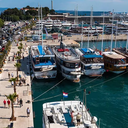 Zenta With Free Private Parking *