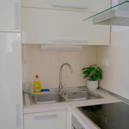 Zenta With Free Private Parking