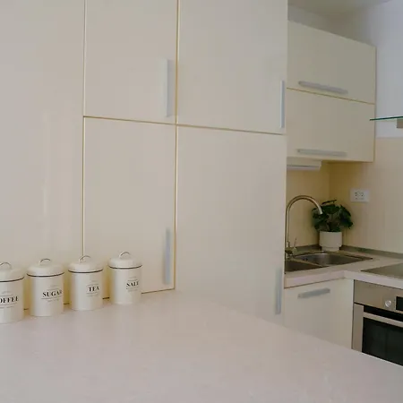 Zenta With Free Private Parking Appartamento